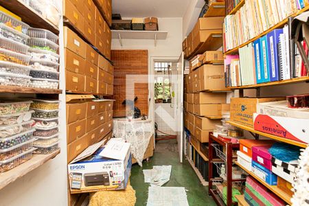 Apartamento à venda com 192m², 3 quartos e sem vaga Apartamento à venda com 192m², 3 quartos e sem vagaQuarto de Serviço