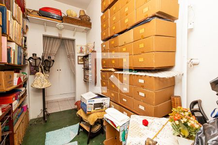 Apartamento à venda com 192m², 3 quartos e sem vaga Apartamento à venda com 192m², 3 quartos e sem vagaQuarto de Serviço