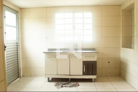 Casa para alugar com 180m², 3 quartos e 9 vagas Casa para alugar com 180m², 3 quartos e 9 vagasCozinha