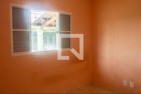 Casa para alugar com 180m², 3 quartos e 9 vagas Casa para alugar com 180m², 3 quartos e 9 vagasQuarto 2