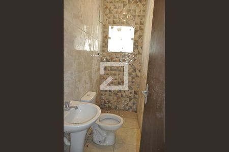 Banheiro de casa de condomínio para alugar com 2 quartos, 69m² em Piedade, Rio de Janeiro