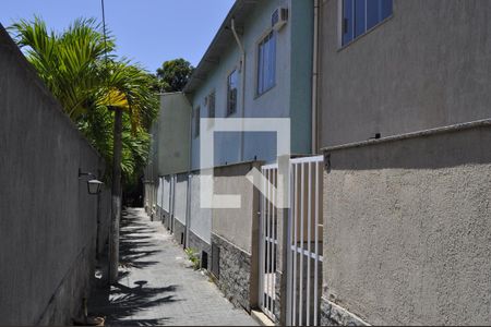 Corredor de casa de condomínio para alugar com 2 quartos, 69m² em Piedade, Rio de Janeiro