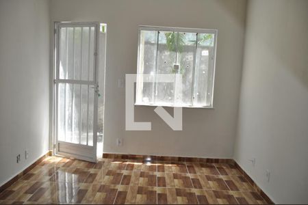 Sala de casa de condomínio para alugar com 2 quartos, 69m² em Piedade, Rio de Janeiro