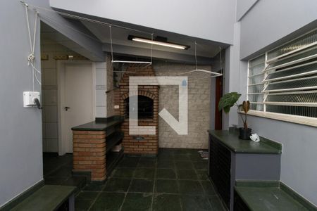 Casa para alugar com 250m², 4 quartos e 2 vagasQuintal