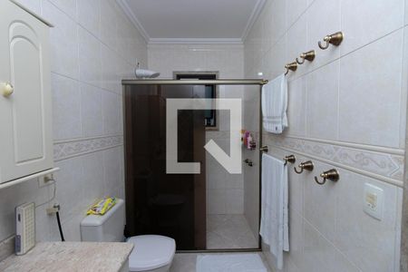 Casa para alugar com 250m², 4 quartos e 2 vagasBanheiro da Suíte