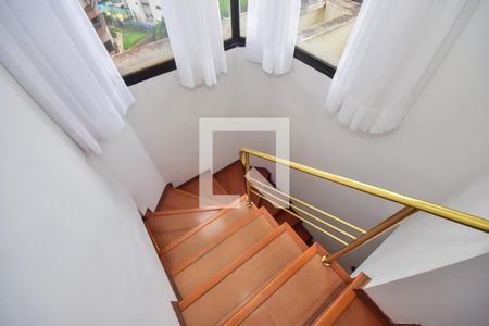 Escada de apartamento à venda com 4 quartos, 170m² em Vila Andrade, São Paulo