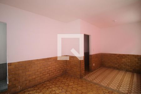 Sala de casa para alugar com 2 quartos, 120m² em Vaz Lobo, Rio de Janeiro