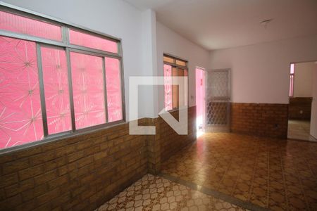 Sala de casa para alugar com 2 quartos, 120m² em Vaz Lobo, Rio de Janeiro