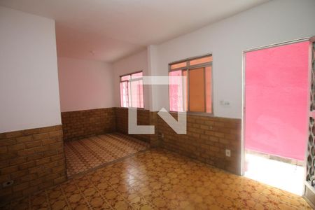 Sala de casa para alugar com 2 quartos, 120m² em Vaz Lobo, Rio de Janeiro