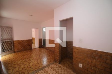 Sala de casa para alugar com 2 quartos, 120m² em Vaz Lobo, Rio de Janeiro
