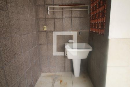 Casa para alugar com 120m², 2 quartos e 1 vagaÁrea de Serviço