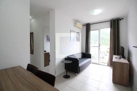 Apartamento para alugar com 2 quartos, 48m² em Jacarepaguá, Rio de Janeiro