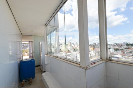 Apartamento à venda com 180m², 3 quartos e 2 vagasÁrea serviço