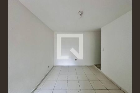 Casa à venda com 138m², 3 quartos e 2 vagasSuíte