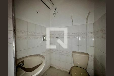 Casa à venda com 138m², 3 quartos e 2 vagasBanheiro de Serviço 2