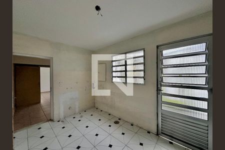 Casa à venda com 138m², 3 quartos e 2 vagasÁrea de Serviço