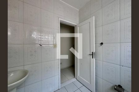 Casa à venda com 138m², 3 quartos e 2 vagasBanheiro Social