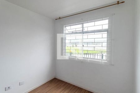 Quarto 2 de apartamento para alugar com 2 quartos, 56m² em Parolin, Curitiba