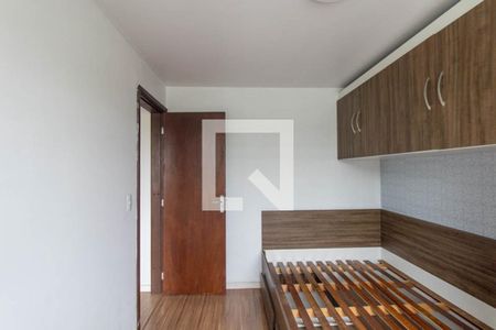 Quarto 1 de apartamento para alugar com 2 quartos, 56m² em Parolin, Curitiba