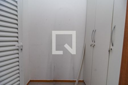 Apartamento à venda com 115m², 3 quartos e 2 vagas Apartamento à venda com 115m², 3 quartos e 2 vagasÁrea de Serviço