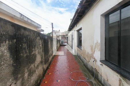 Casa à venda com 346m², 4 quartos e 3 vagasCorredor lateral