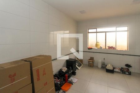 Casa à venda com 346m², 4 quartos e 3 vagasCozinha 02