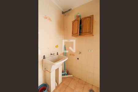 Casa de condomínio à venda com 200m², 3 quartos e 2 vagas Casa de condomínio à venda com 200m², 3 quartos e 2 vagasÁrea de Serviço