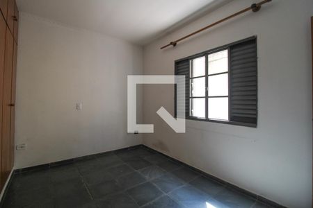 Casa de condomínio à venda com 200m², 3 quartos e 2 vagas Casa de condomínio à venda com 200m², 3 quartos e 2 vagasSuíte