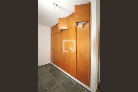 Casa de condomínio à venda com 200m², 3 quartos e 2 vagas Casa de condomínio à venda com 200m², 3 quartos e 2 vagasQuarto 1