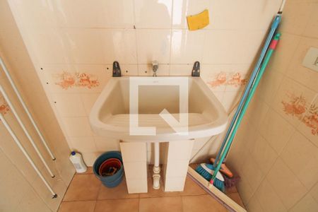 Casa de condomínio à venda com 200m², 3 quartos e 2 vagas Casa de condomínio à venda com 200m², 3 quartos e 2 vagasÁrea de Serviço