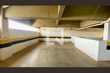 Garagem de apartamento para alugar com 2 quartos, 75m² em Buritis, Belo Horizonte