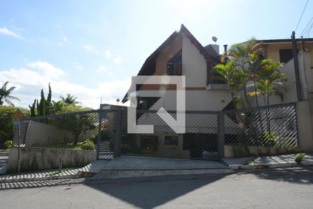 Casa à venda com 273m², 4 quartos e 2 vagasFachada