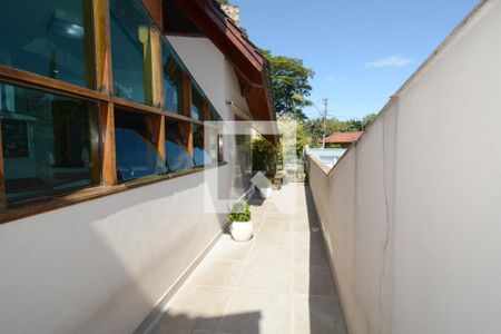 Casa à venda com 273m², 4 quartos e 2 vagasQuintal