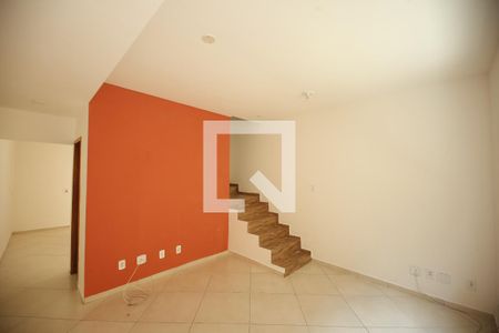 Sala de casa para alugar com 2 quartos, 70m² em Jardim Sapopemba, São Paulo