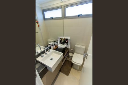 Apartamento à venda com 104m², 3 quartos e 2 vagasBanheiro da Suíte 2