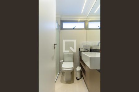 Apartamento à venda com 104m², 3 quartos e 2 vagasBanheiro da Suíte 3