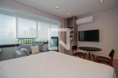 Sala/Quarto de kitnet/studio à venda com 1 quarto, 25m² em Pinheiros, São Paulo