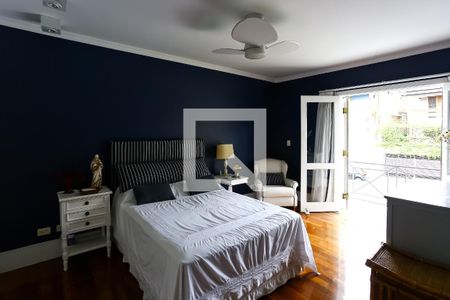 Casa à venda com 380m², 4 quartos e 4 vagassuíte 2