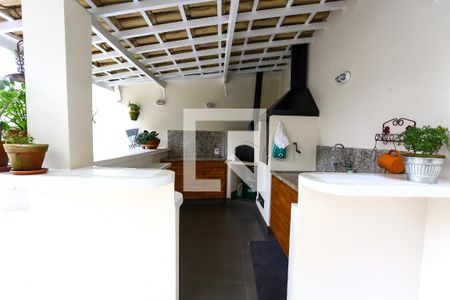 Casa à venda com 380m², 4 quartos e 4 vagasÁrea comum - Churrasqueira