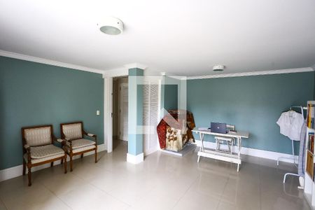 Casa à venda com 380m², 4 quartos e 4 vagasÁrea comum - Salão de festas