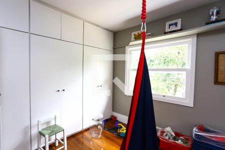 Casa à venda com 380m², 4 quartos e 4 vagasSuíte 1