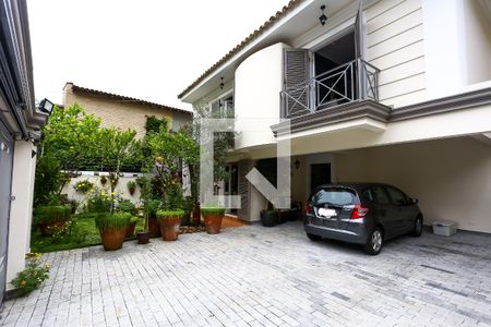 Casa à venda com 380m², 4 quartos e 4 vagasGaragem