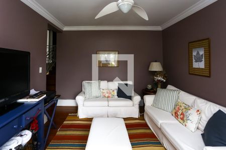 Casa à venda com 380m², 4 quartos e 4 vagassala 3