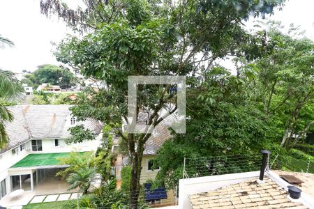 Casa à venda com 380m², 4 quartos e 4 vagasvista