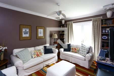 Casa à venda com 380m², 4 quartos e 4 vagassala 3