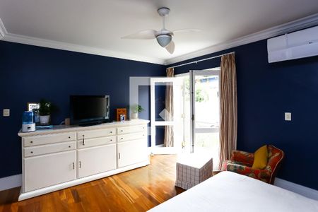 Casa à venda com 380m², 4 quartos e 4 vagassuíte 3