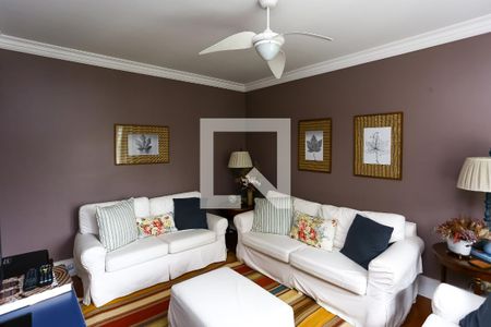 Casa à venda com 380m², 4 quartos e 4 vagassala 3