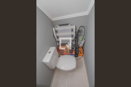 Casa à venda com 217m², 3 quartos e 4 vagasBanheiro de serviço