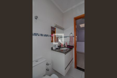 Casa à venda com 217m², 3 quartos e 4 vagasBanheiro social 