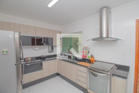 Casa à venda com 217m², 3 quartos e 4 vagasCozinha 